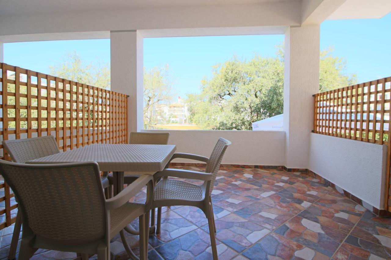 Erjon Apartments Ksamil Luaran gambar