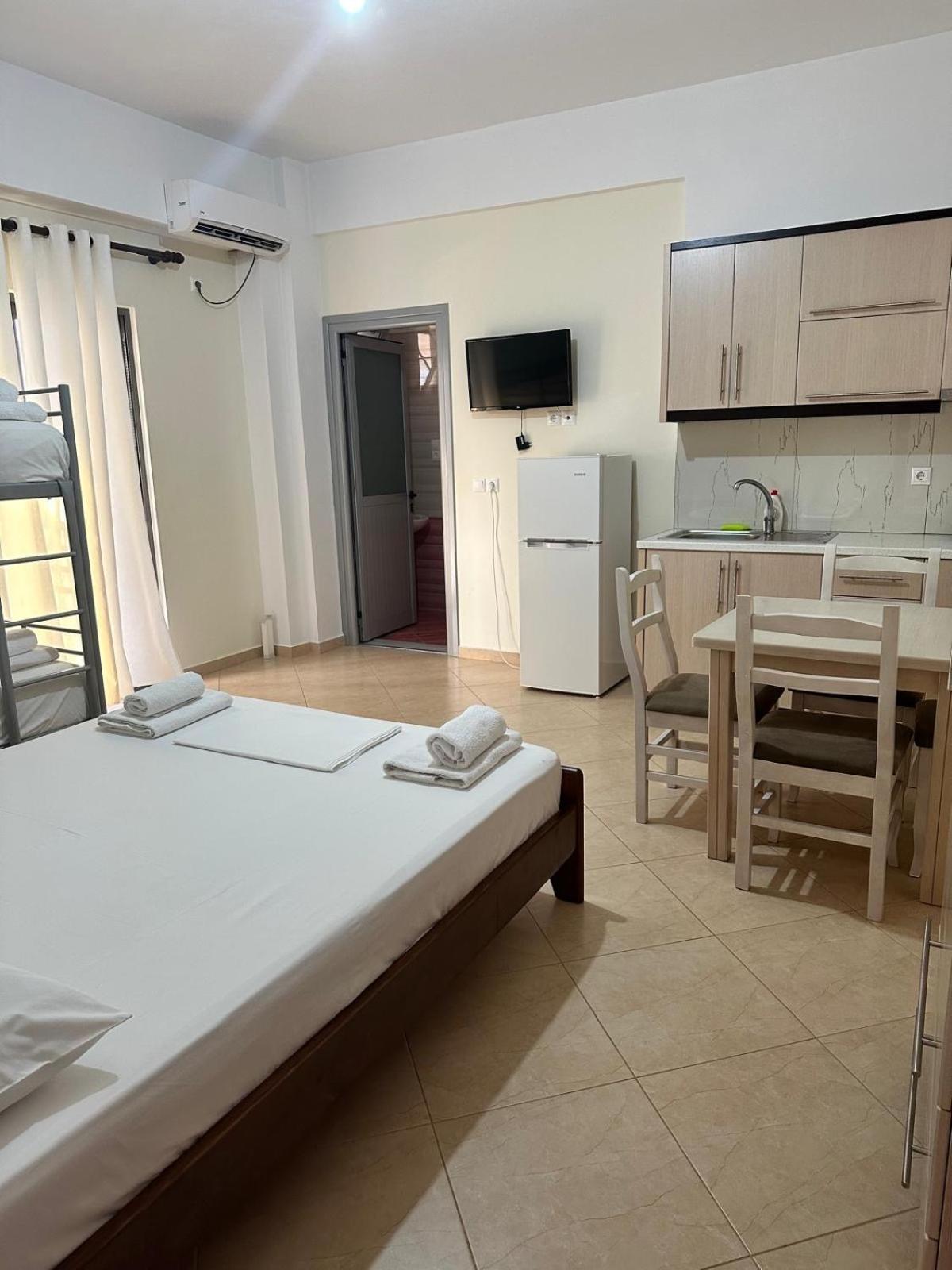 Erjon Apartments Ksamil Luaran gambar